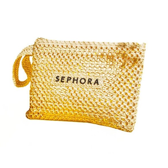 Με αγορές απο 80€ και άνω μέσω του APP, ΔΩΡΟ 1 Pouch.*, FIDELITE